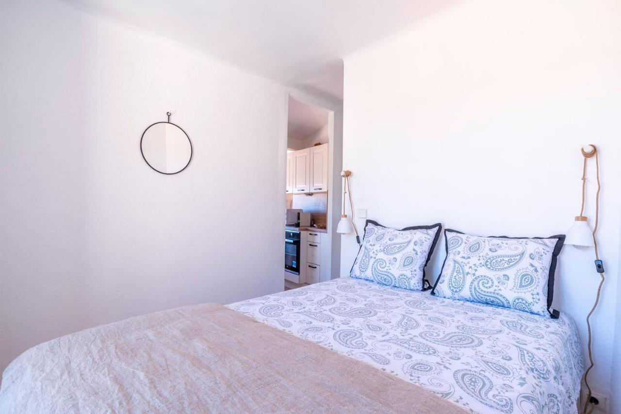 Bright 29M With Nice View In Bormes-Les-Mimosas Apartment ภายนอก รูปภาพ