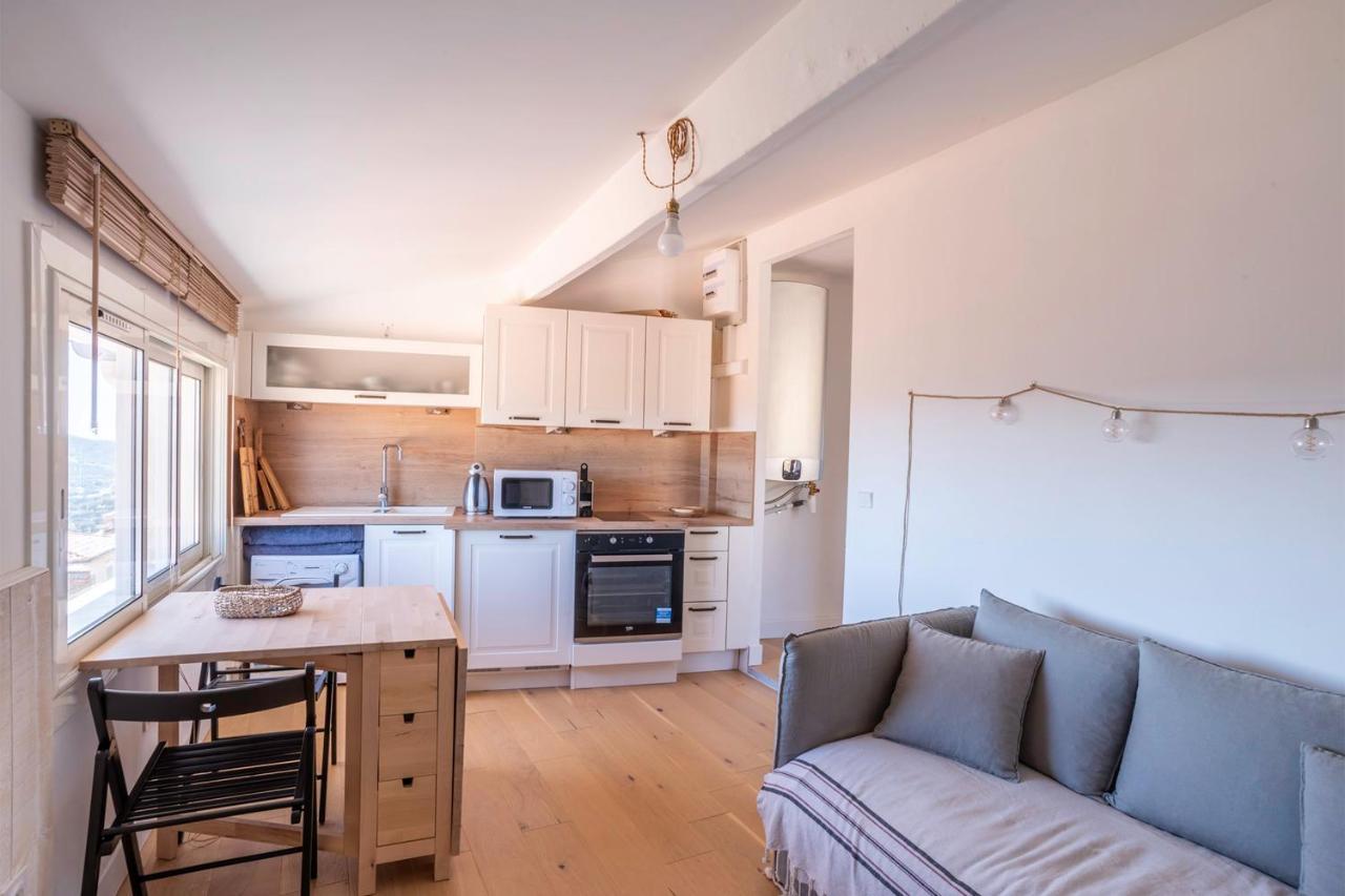Bright 29M With Nice View In Bormes-Les-Mimosas Apartment ภายนอก รูปภาพ